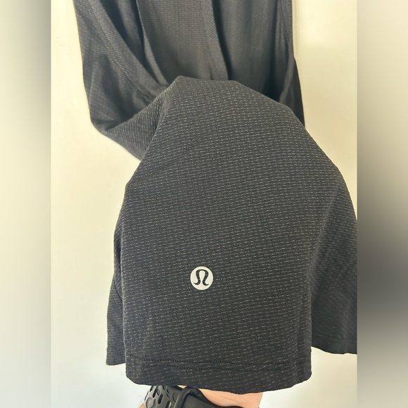 Black Lululemon Silverescent Open Back Tank - Picture 7 of 7